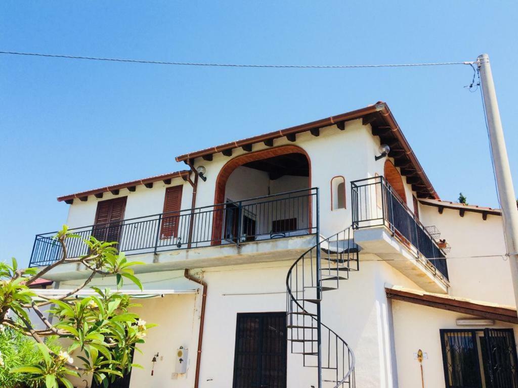 Willa Casa Vacanza Mariaoliva Menfi Zewnętrze zdjęcie